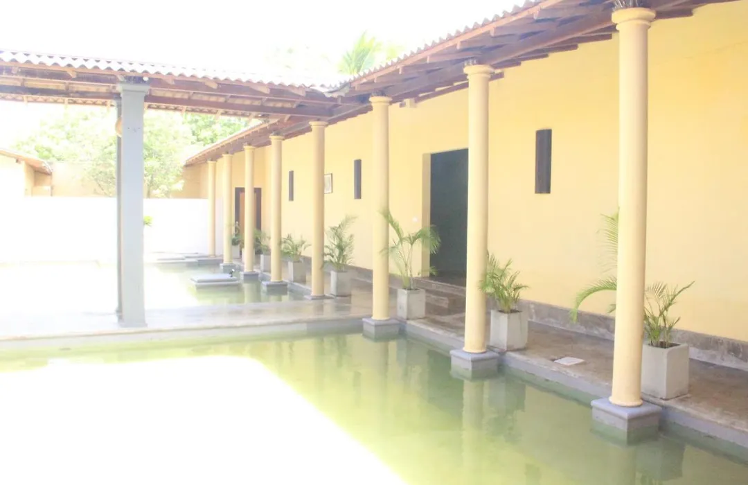 Runaway Beach Villa-1